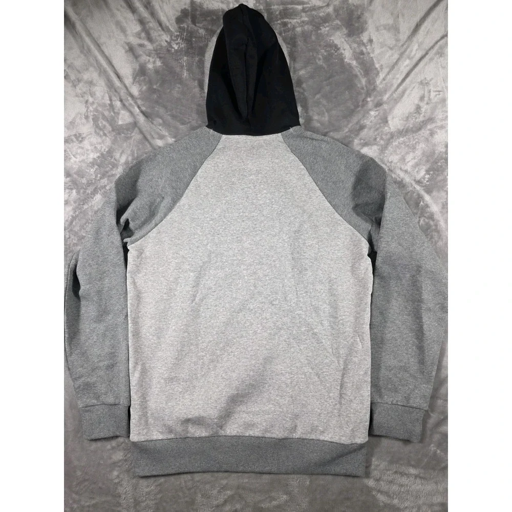 NWT Under Armour Rival Fleece Colorblock Mens Small Sweatshirt Hoodie Gray/Black